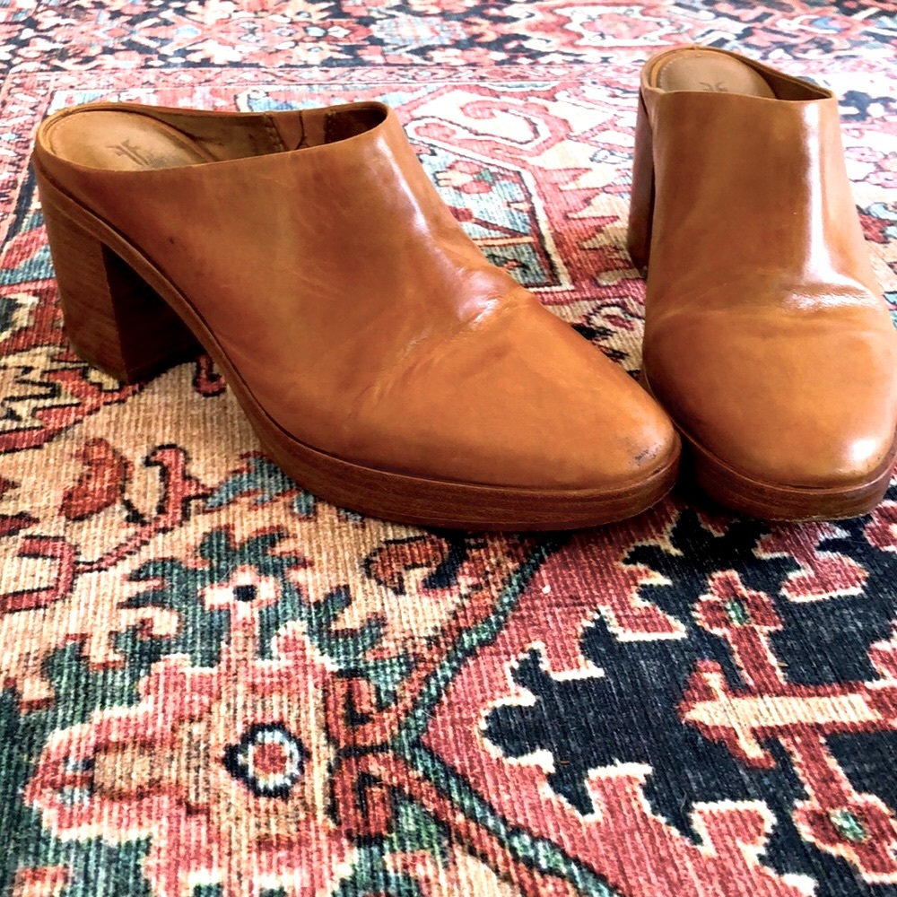 Frye mules